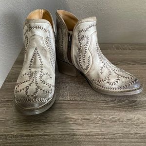 Sterling River Boots